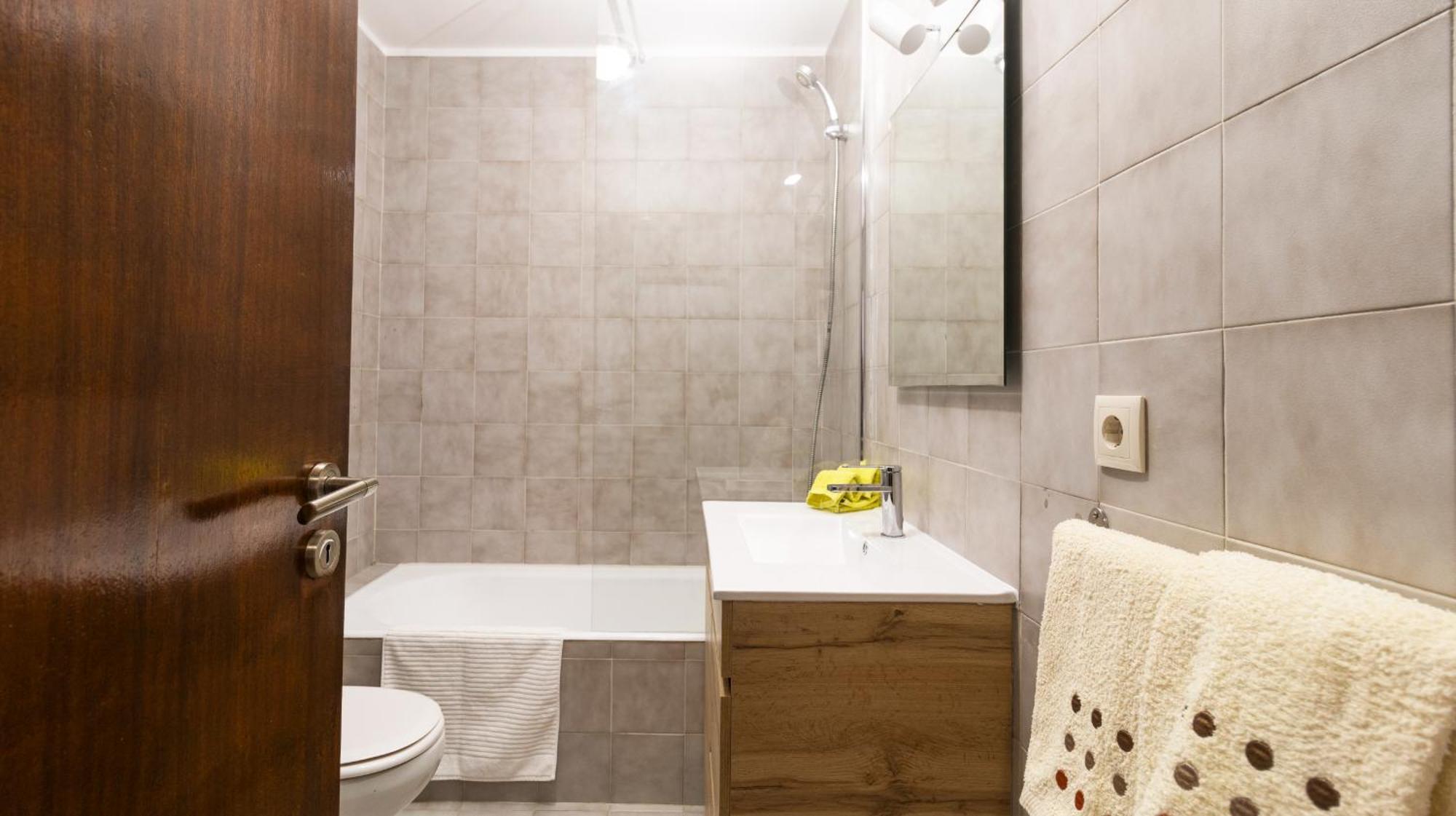Apartment Charmy Engenheiro Antonio Costa Reis *